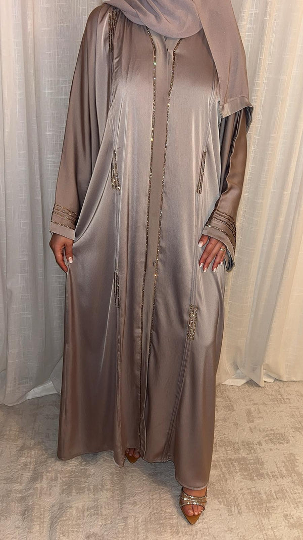 Abaya Manel nude